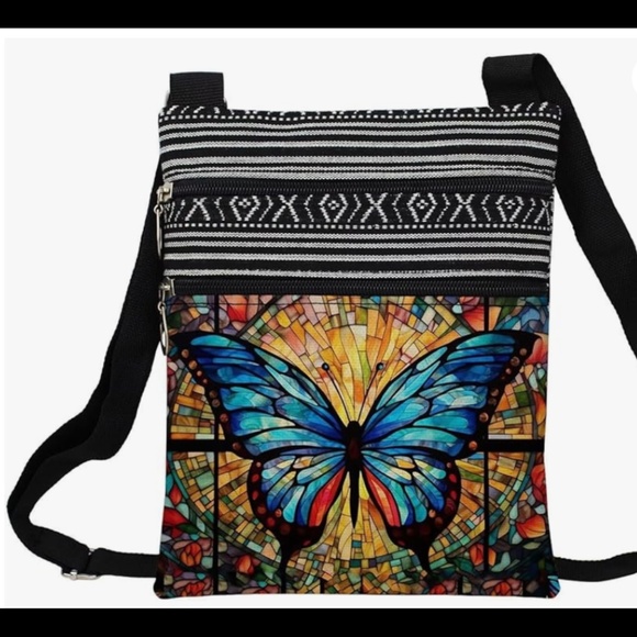 Handbags - NWT Beautiful Gothic Messenger Bag